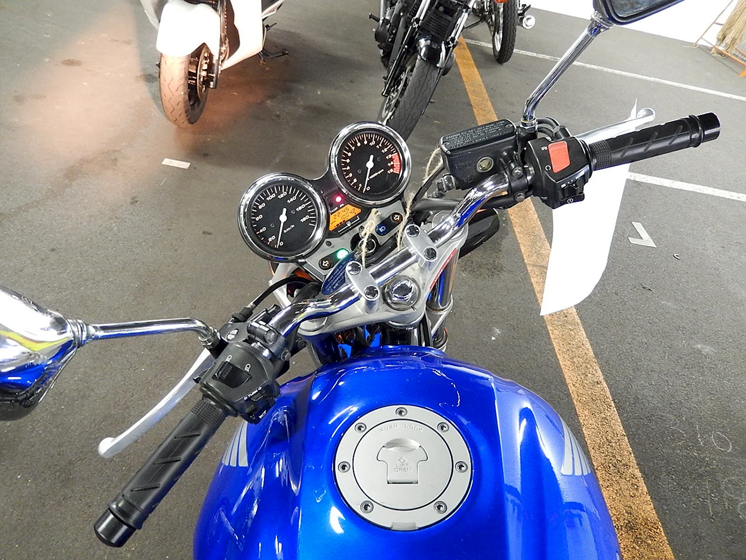 Honda CB 400 руль