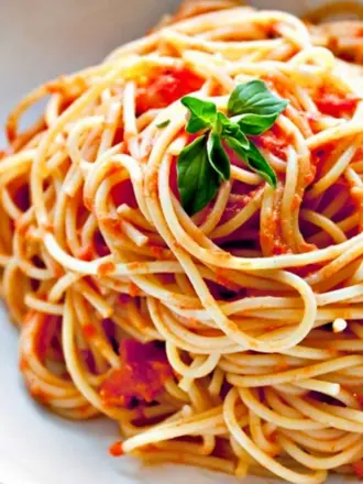 Спагетти неаполитано